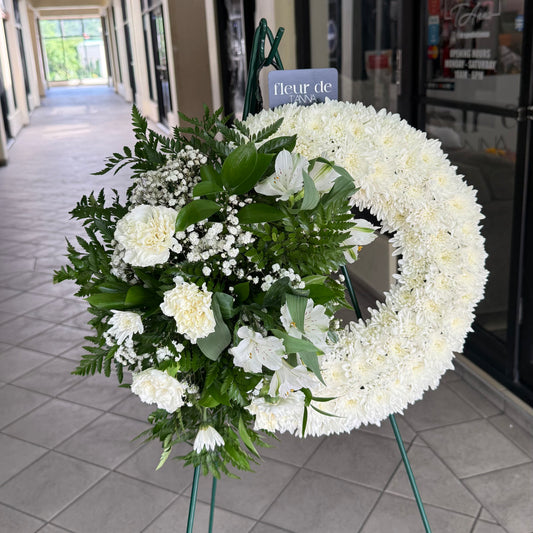 Circle Wreath Single Bouquet